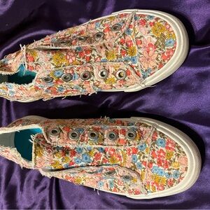 Blowfish Fun Floral Sneakers Vibrant Canvas Low-Top
